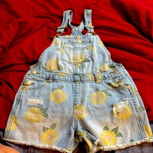 Girls Jordache sunflower short overalls
